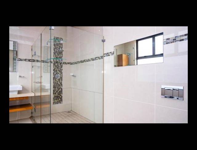3 BEDROOM APARTMENT FOR SALE IN UMHLANGA RIDGE